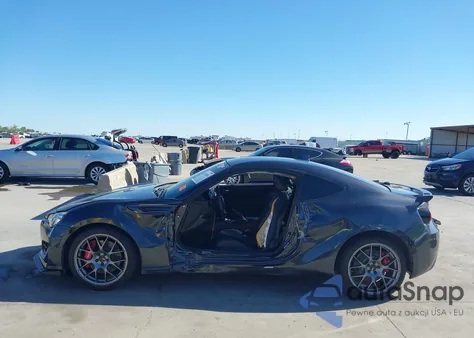 2017 Subaru Brz Limited z USA, uszkodzony, nr VIN JF1ZCAC12H9605658